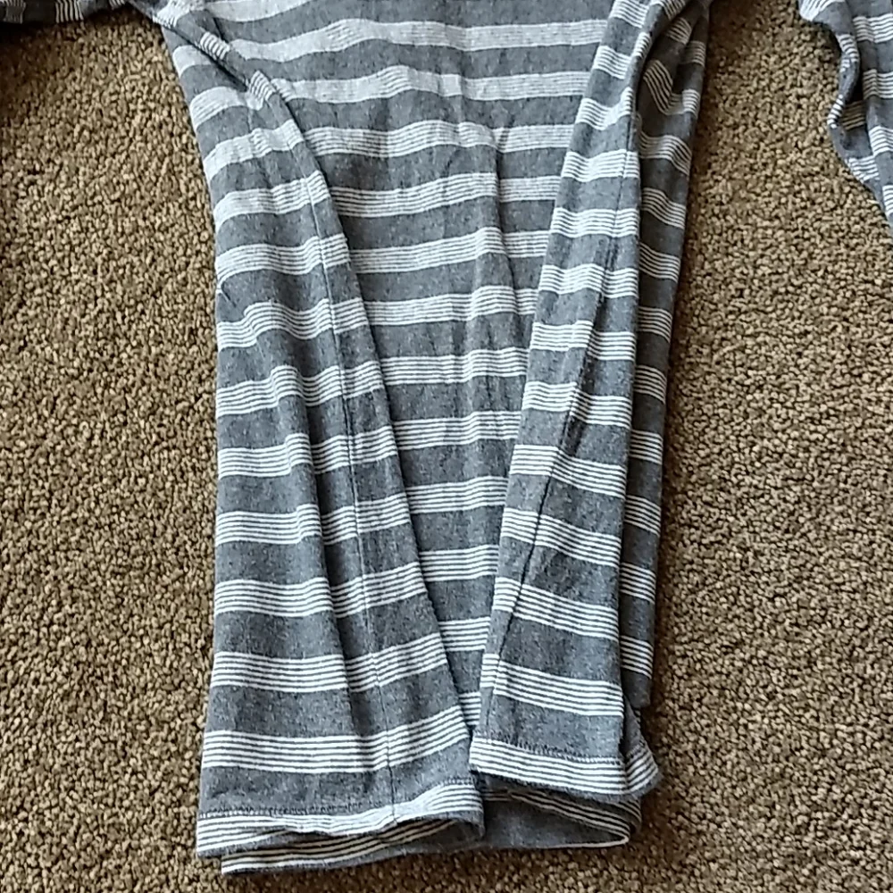 Oh Baby by Motherhood Maternity Long Sleeve Size S striped long‎ sleeve
